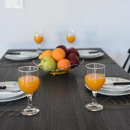 Pirgos Deluxe - Private Parking Apartment