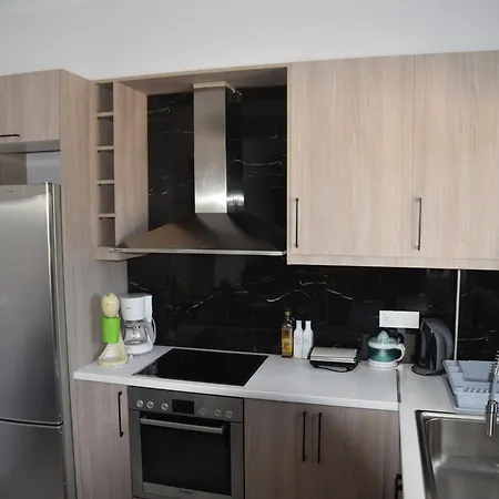 Apartment Pirgos Deluxe - Private Parking *