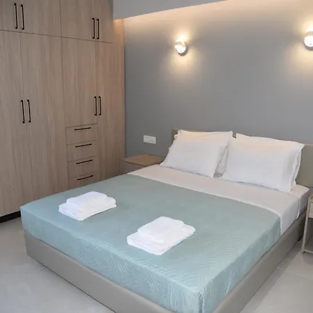 Apartment Pirgos Deluxe - Private Parking Kissamos