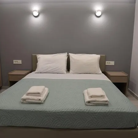 Pirgos Deluxe - Private Parking Apartment *