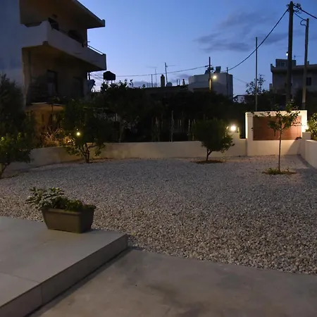 Apartment Pirgos Deluxe - Private Parking Kissamos